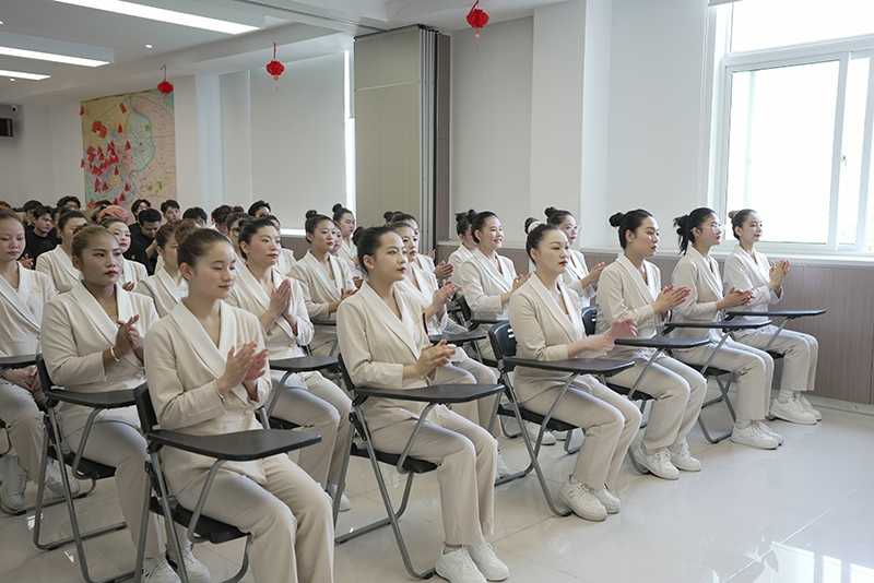 考美容師證多少錢？全面解析考取費用
